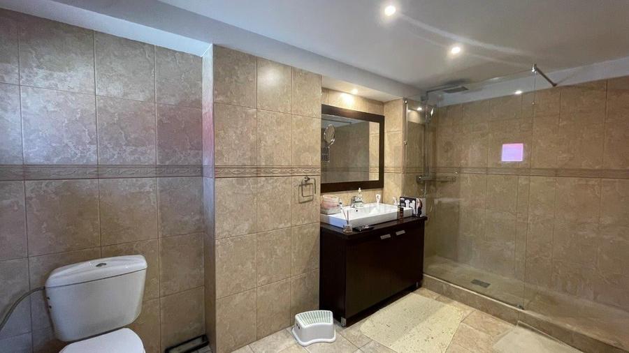 REV2003668 Tunari - Vila 6 camere 1200mp teren si garaj 3 masini - 14