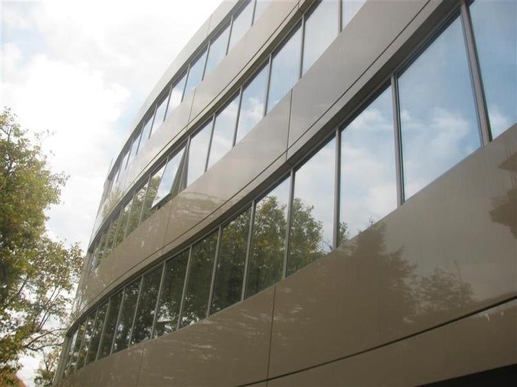 Cladire de birouri de vanzare in Cotroceni, langa metrou Eroilor - 1