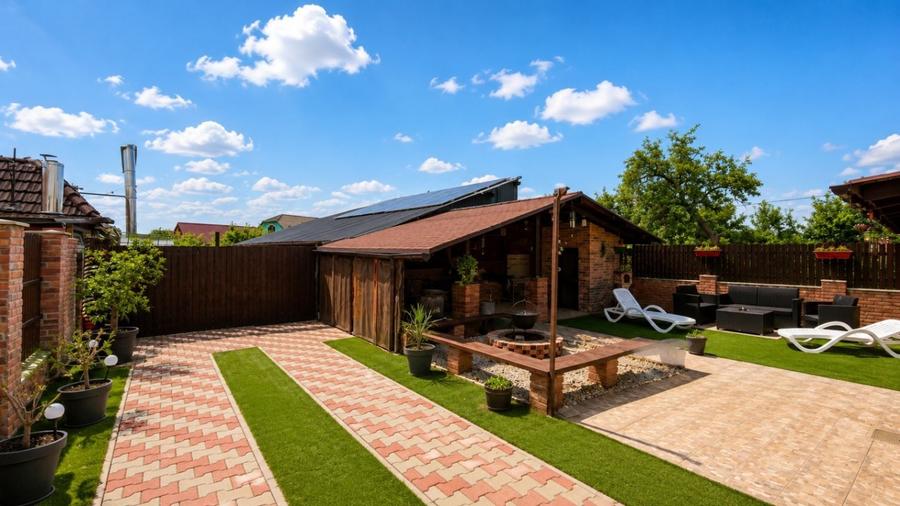 CASA RENOVATA DE VANZARE, SALONTA - 3