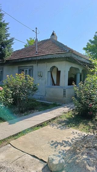 Vand casa comuna Gheorghe Lazar - 8