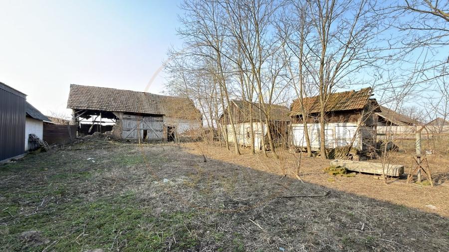 Casa 4 camere, Teren 2.948 mp Tiream SM - Comision 0% cumparator - 3