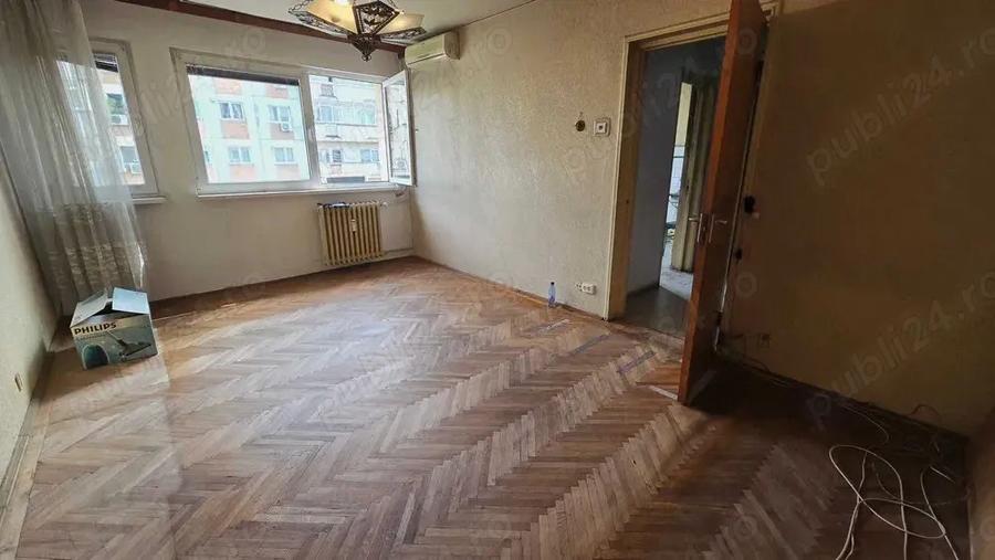 Proprietar apartament 3 camere Titan 2 min metrou - 2