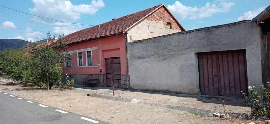 Casa de vanzare in Bozovici - 5
