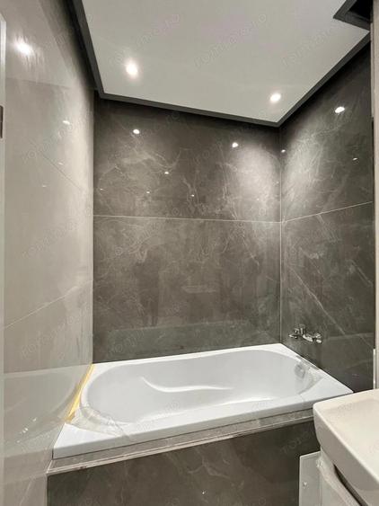 APARTAMENT CU 2 CAMERE IN COMPLEXUL CAMPEADOR CITY la 120.000 euro - 6