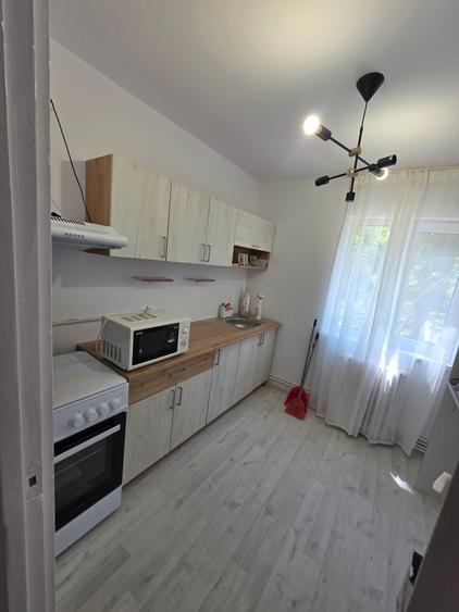 Vand apartament 2 camere - 6
