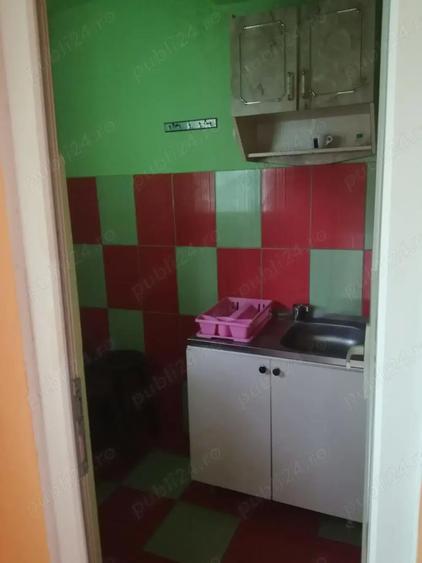 Persoana fizica- Vanzare Garsoniera Fetesti et2,mobilata,! - 2