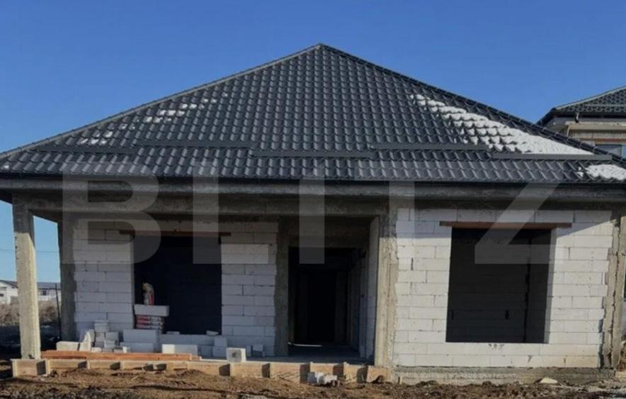 Casa la ro?u pe parter, 3 camere, 146 mp, cu toate utilitat - 1