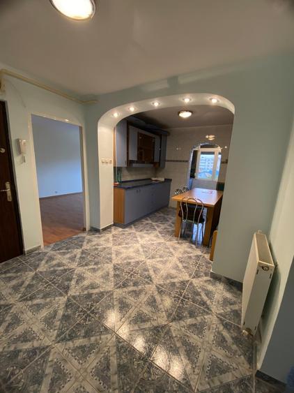 2 decomandate ETAJUL 2, centrala, termopan, izolat,  22 DECEMBRIE - 2