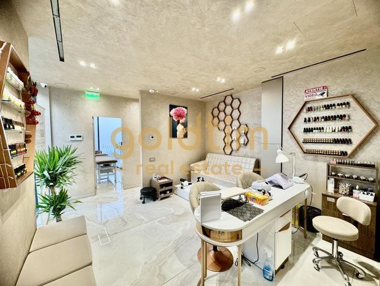 SPATIU VITRINA/ PRETABIL SALON INFRUMUSETARE - 30