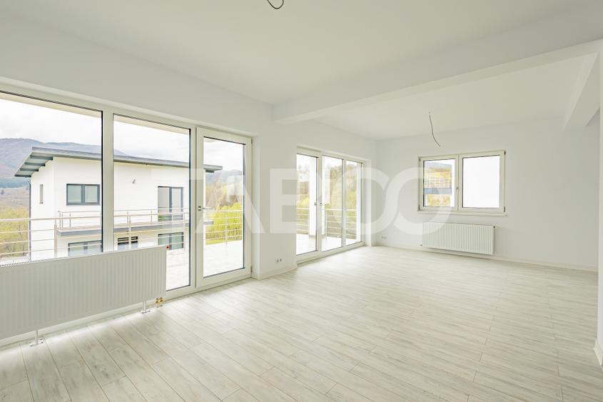 Casa individuala de vanzare 177 mpu 5 camere garaj 3 terase 2 bai - 12