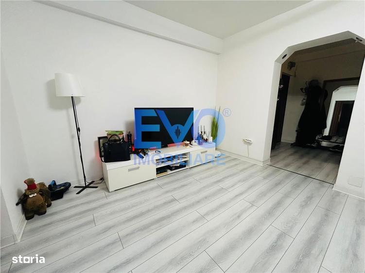 Apartament De Vanzare Cu 2 Camere, Podu Ros - 2