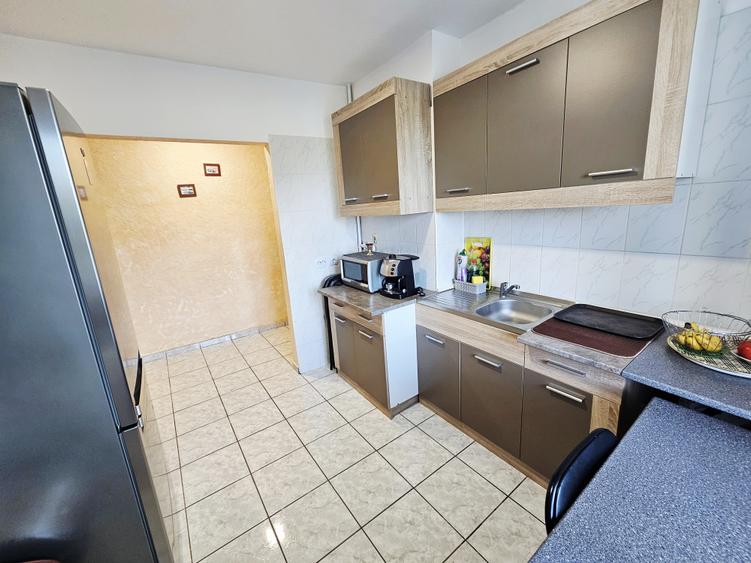 Apartament 3 camere, mobilat și parțial utilat, grad seismic 1, Nord - 6