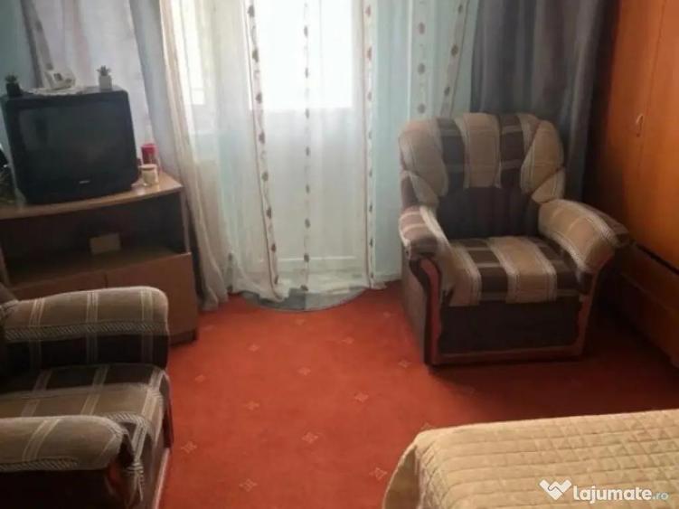 Apartament 2 camere decomandat , in Caracal, cartierul Dr. M - 1