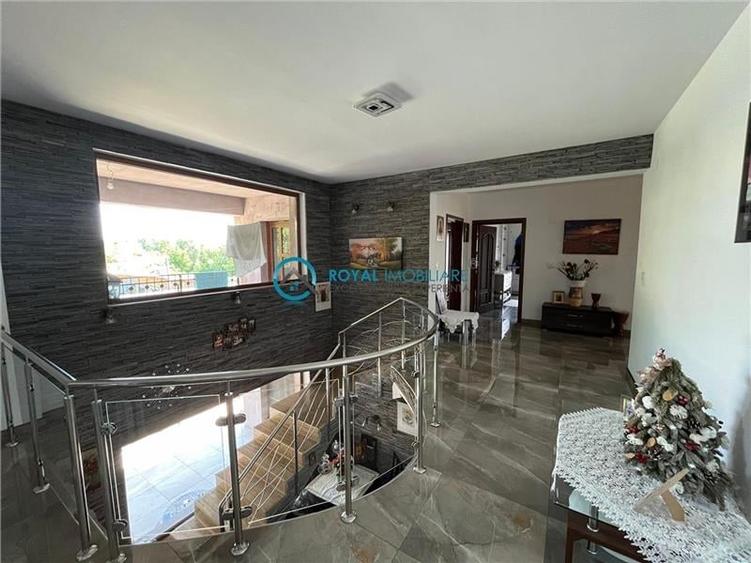 Royal Imobiliare-Vanzare Vila Zona Romanesti - 17