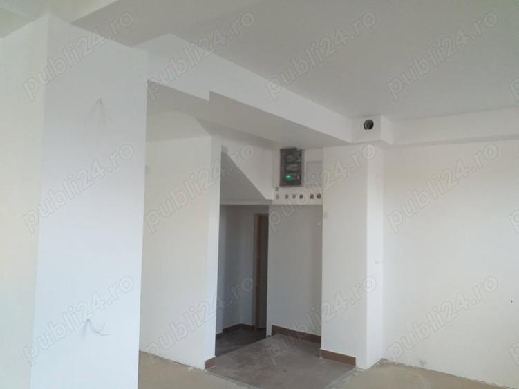 Spatiu comercial de inchiriat - 1