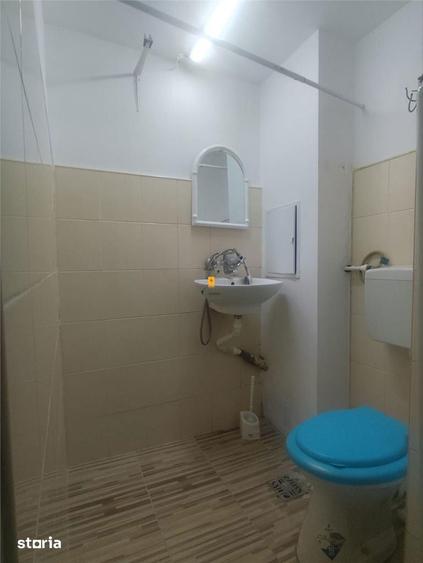 Vanzare garsoniera in zona Democratiei - 1