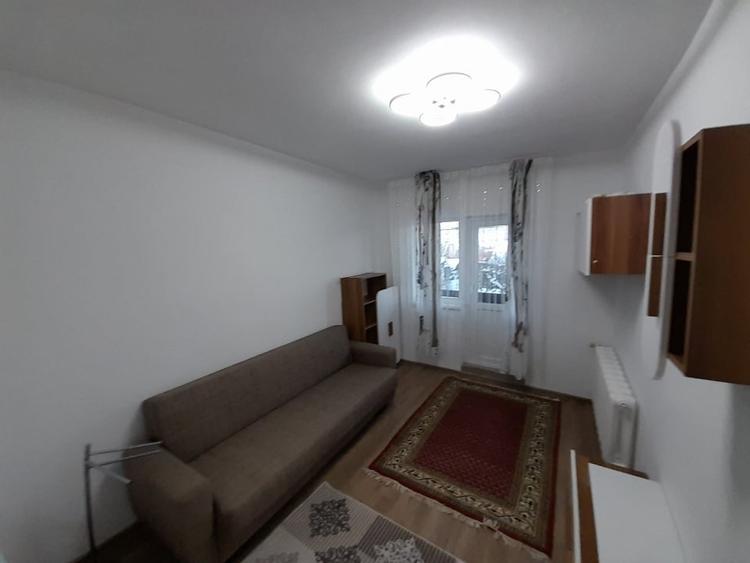 Apartament la casa , 2 camere, decomandat , strada Ghinzii - 4