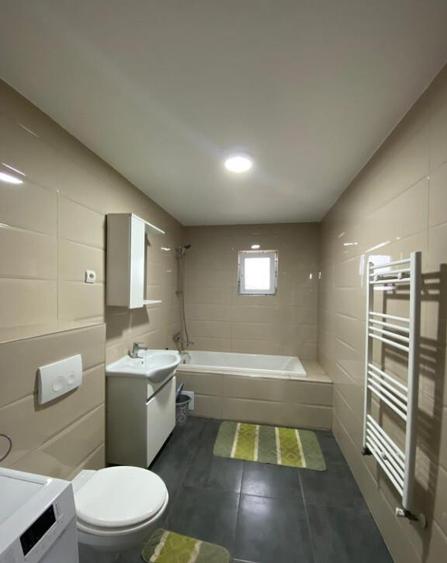 Apartament spatios de inchiriat, 88 mp in zona Porii - 1