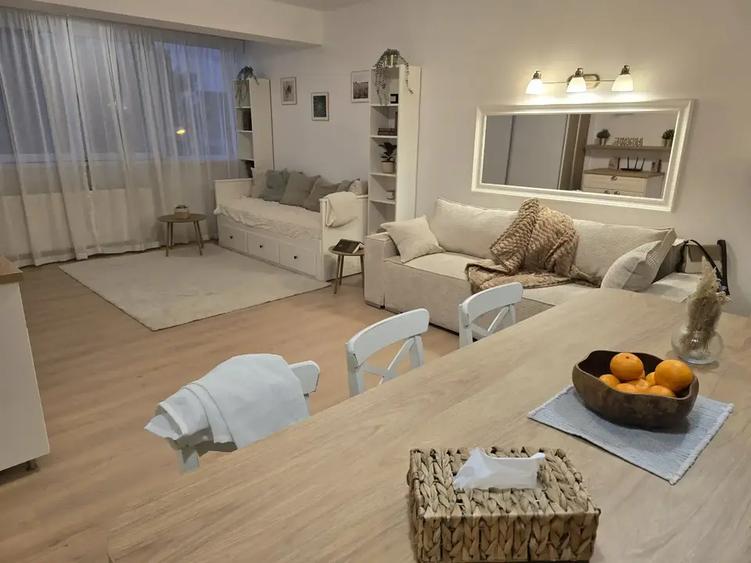 Apartament 3 camere elegant, complet mobilat și utilat, 2 locuri de parcare !!! - 1