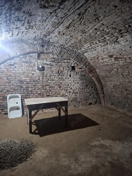 Garsoniera Centru Stradal Toate Utilitatile Bucatarie Separata Pivnita Parcare 2 parcele de gradina - 5