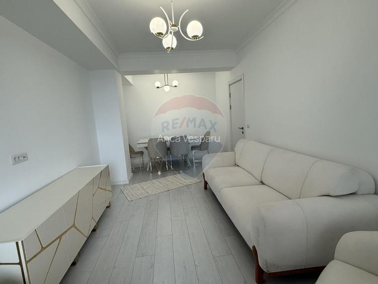 Apartament de vanzare 3 camere mobilat Inel II Dezrobirii Constanta