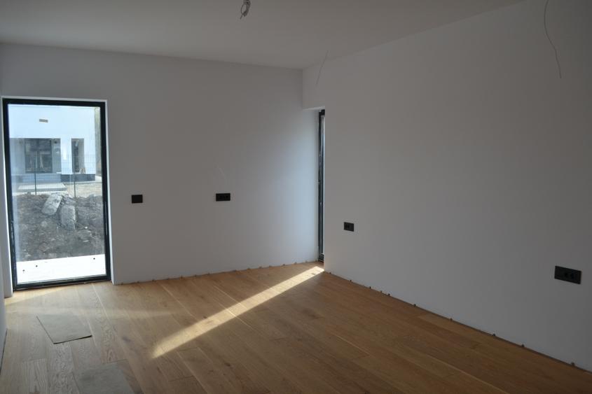 Casa single 4 camere, 110 MP + 500mp teren Stupini - 16