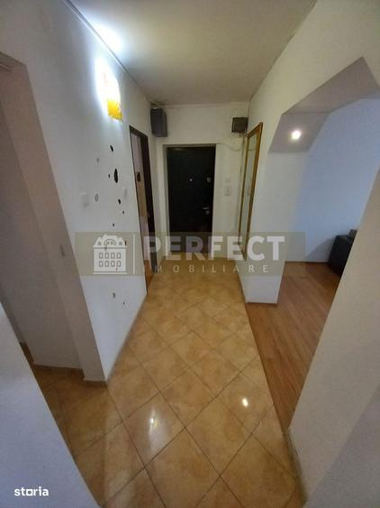 De INCHIRIAT Ap.3 camere DECOMANDAT str.Domnisori 430 euro - 4