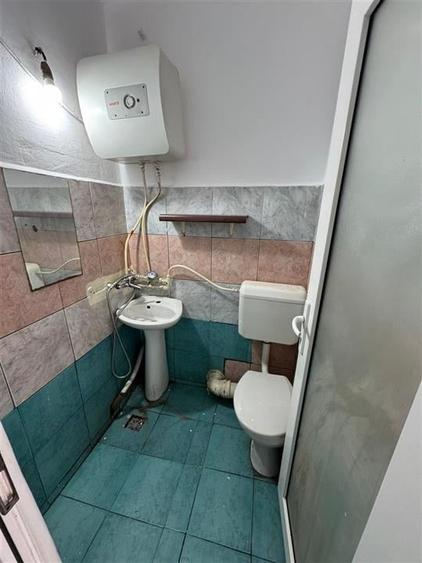 Garsoniera 12mp , de vanzare, zona Sud, etaj 4 cu acoperis - 10