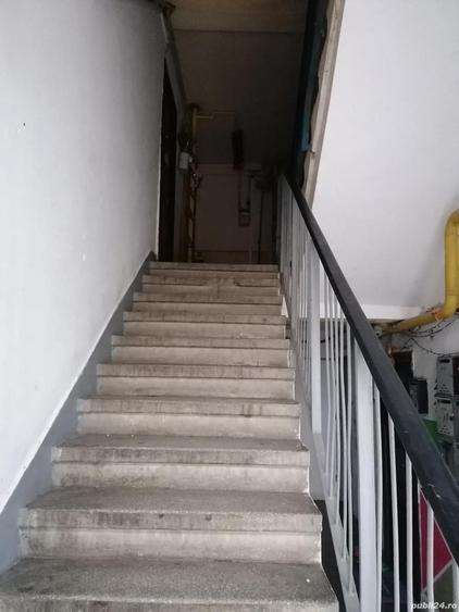 Apartament de vanzare - 4
