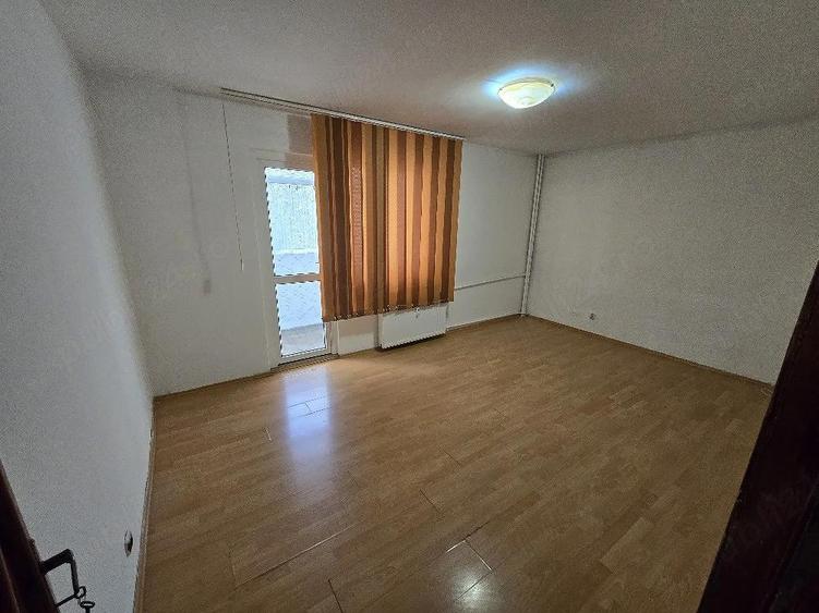 Apartament 3 Camere de Inchiriat - Ploiesti Vest - 6