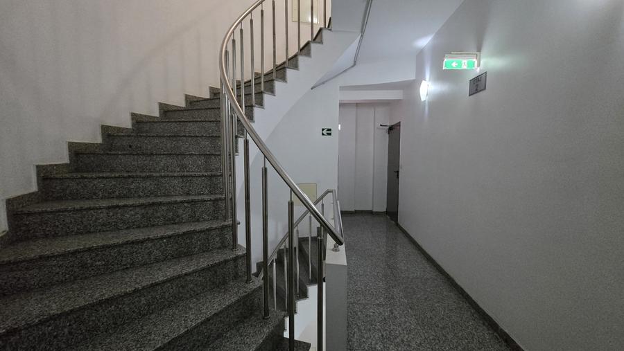 De inchiriat spatiu de birouri zona Universitate - 10