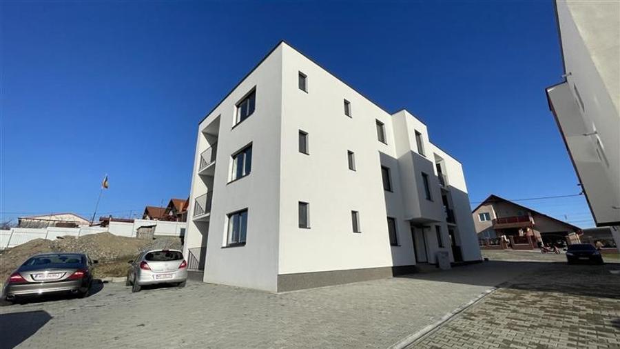 Apartament cu 3 camere la stadiul semifinisat in Cristesti, zona Materom - 2