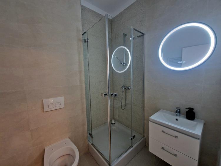 Recomand: - celor care sunt în cautare de confort deosebit-Aradului -109 Corner - 21