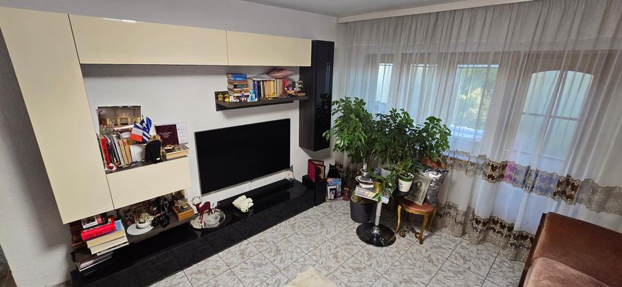 3 camere de vanzare Focsani, ultracentral - 31