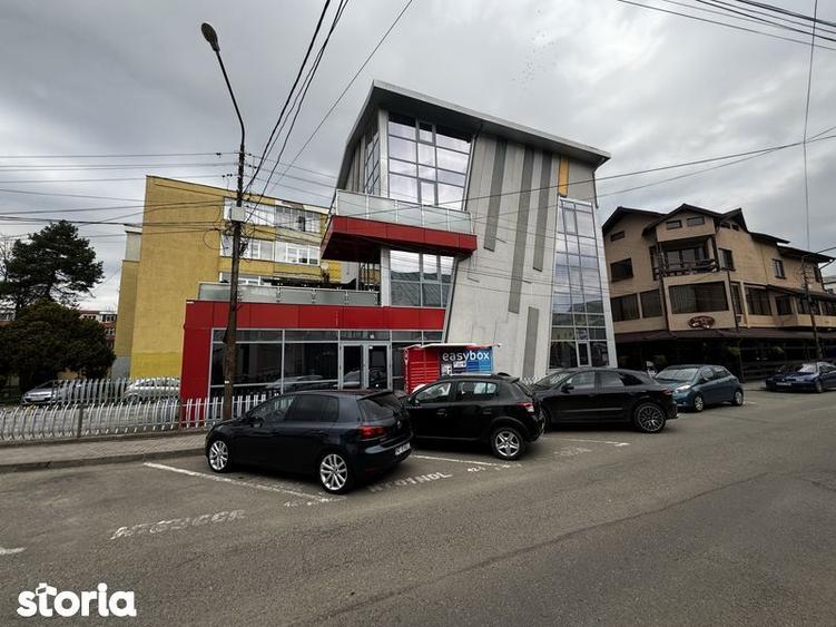 Inchiriez apartament 3 camere - 1