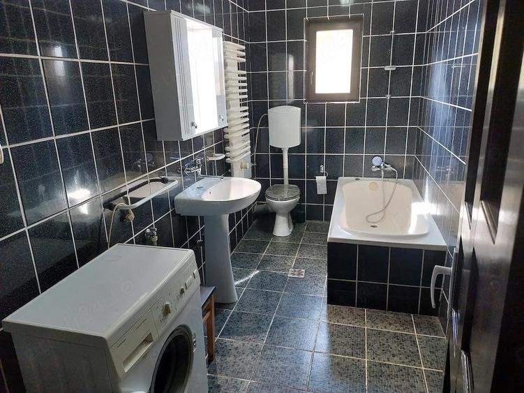 Proprietar inchiriez apartament spa?ios pe b-dul Liviu Rebreanu - 5
