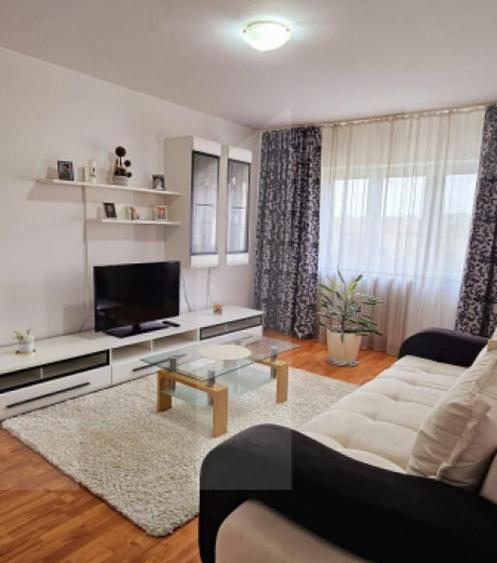 Apartament cu 3 camere, 64 mp, Sfantu Gheorghe str.Nico - 13