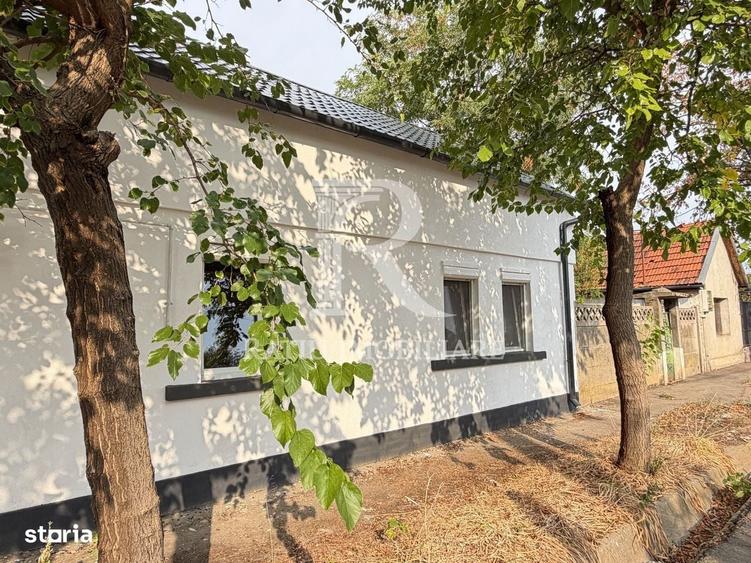 Casă cu 3 camere în Santăul Mic
