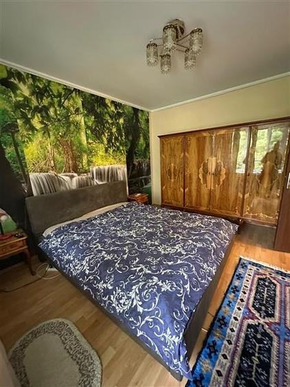 Apartament cu 3 camere decomandat, mobilat în Berceni