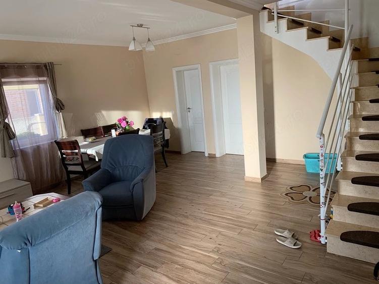 Casă cu Teren 170 Mp în Utvin