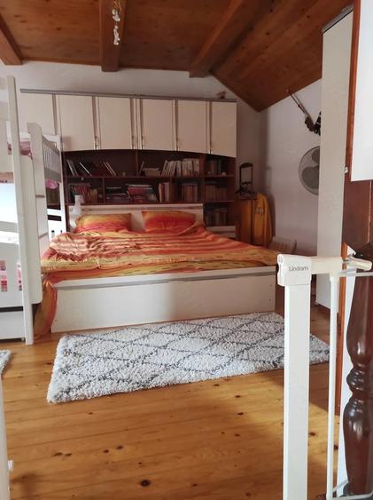 Casă cu Teren 2000 Mp în Central