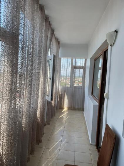 Apartament cu 3 camere decomandat în Băile Felix