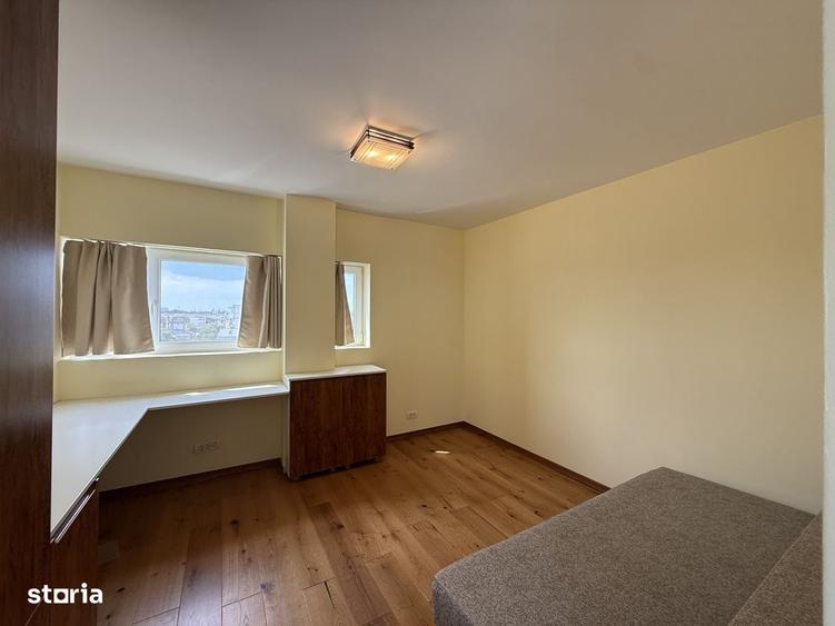 Apartament cu 4 camere în Central