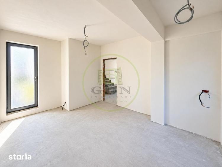 Casă cu 4 camere cu Teren 198.5 Mp în Străulești