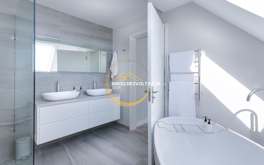 Penthouse cu 4 camere decomandat în 1 Decembrie 1918