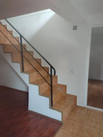 Casă cu 6 camere în București - 8