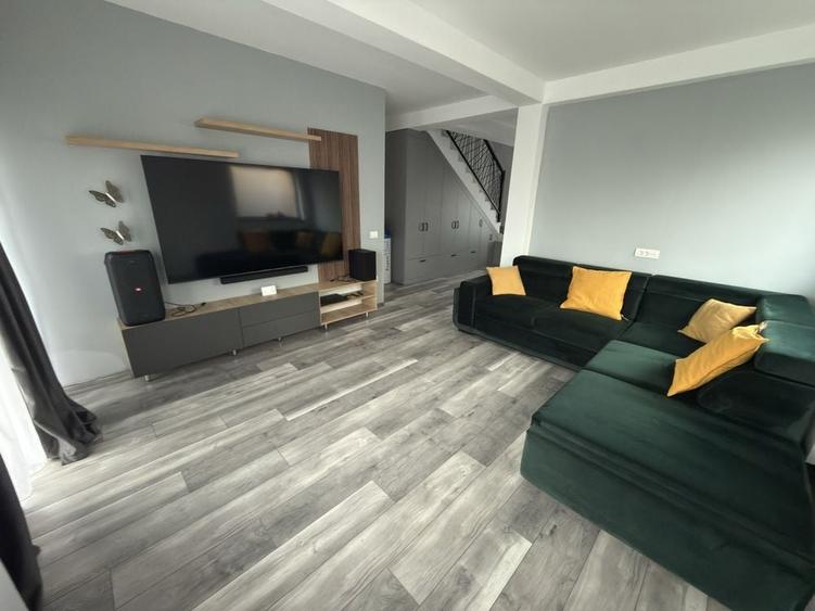 Casă cu 3 camere cu Teren 250 Mp în Berceni