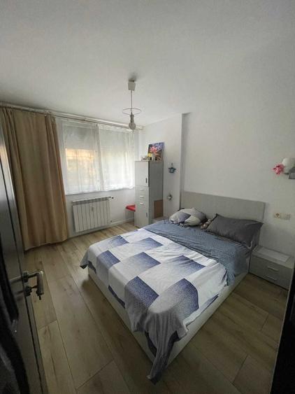 Inchiriez Apartament central cu 2 camere - 7