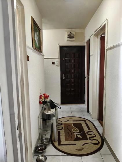 Apartament cu 2 camere decomandat în Metalurgiei