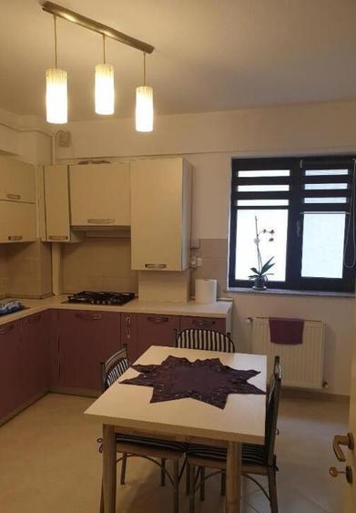 2 camere zona Titan - 3